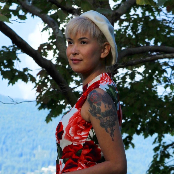 White/Red Floral Dress - Picture 2 of 3